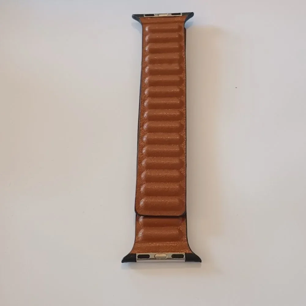 42/44mm Replacement Reversible Magnetic Watch Band Black/Brown